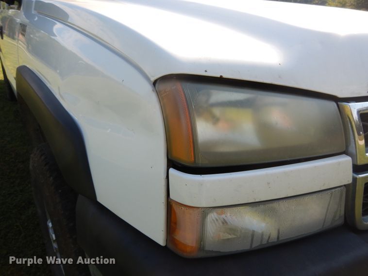 image for item DH2066 2007 Chevrolet Silverado 2500HD Ext. Cab pickup truck