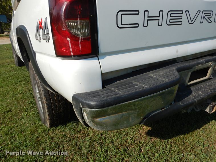 image for item DH2066 2007 Chevrolet Silverado 2500HD Ext. Cab pickup truck