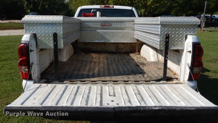 image for item DH2066 2007 Chevrolet Silverado 2500HD Ext. Cab pickup truck