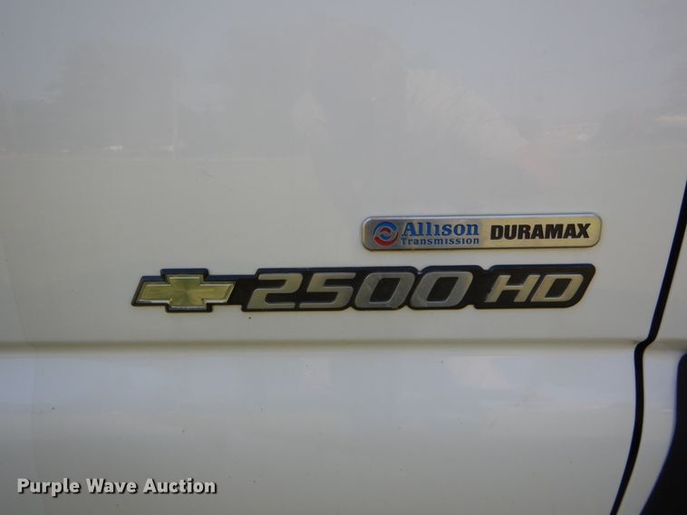 image for item DH2066 2007 Chevrolet Silverado 2500HD Ext. Cab pickup truck