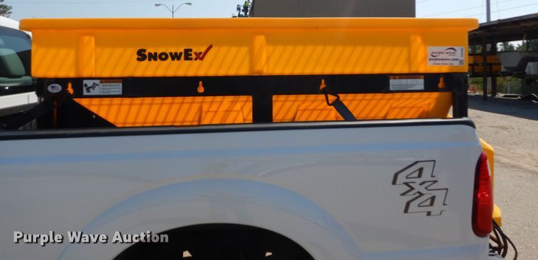 image for item DH2082 Snow Ex V-Maxx SP-8550 spreader