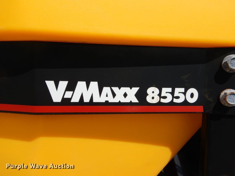 image for item DH2082 Snow Ex V-Maxx SP-8550 spreader