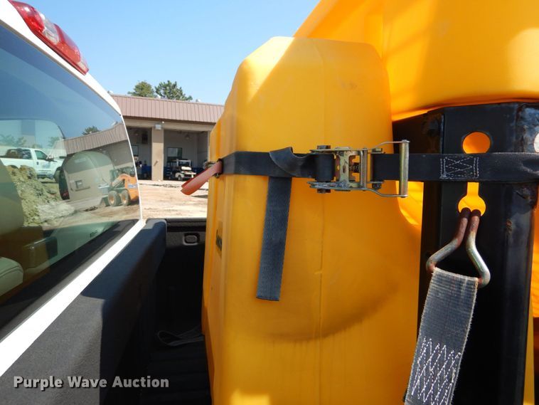 image for item DH2083 Snow Ex V-Maxx SP-8550 spreader