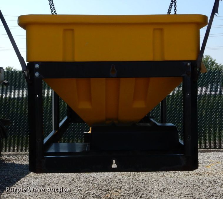 image for item DH2084 Snow Ex V-Maxx SP-8550 spreader