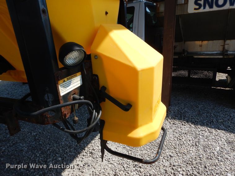 image for item DH2084 Snow Ex V-Maxx SP-8550 spreader