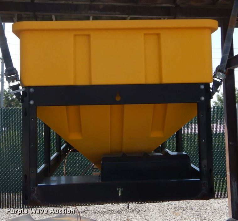 image for item DH2086 Snow Ex Super Max II SP-9500X stainless steel spreader