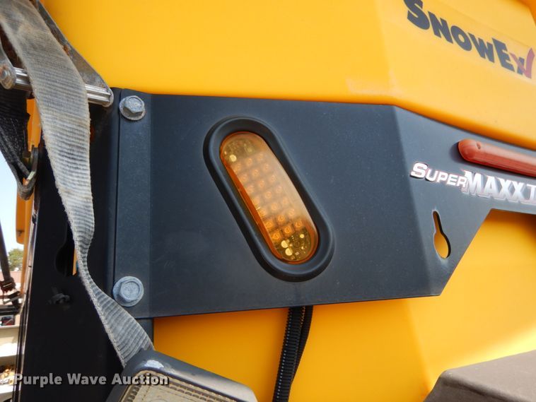 image for item DH2086 Snow Ex Super Max II SP-9500X stainless steel spreader