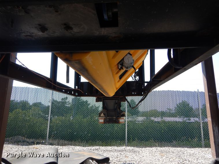 image for item DH2086 Snow Ex Super Max II SP-9500X stainless steel spreader