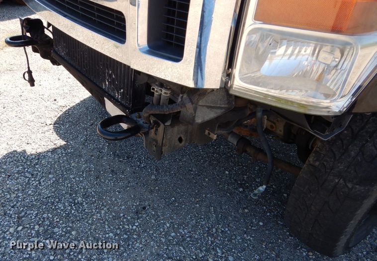 image for item DH2574 2008 Ford F350 Super Duty flatbed pickup truck
