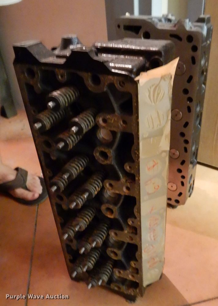 image for item DH2574 2008 Ford F350 Super Duty flatbed pickup truck