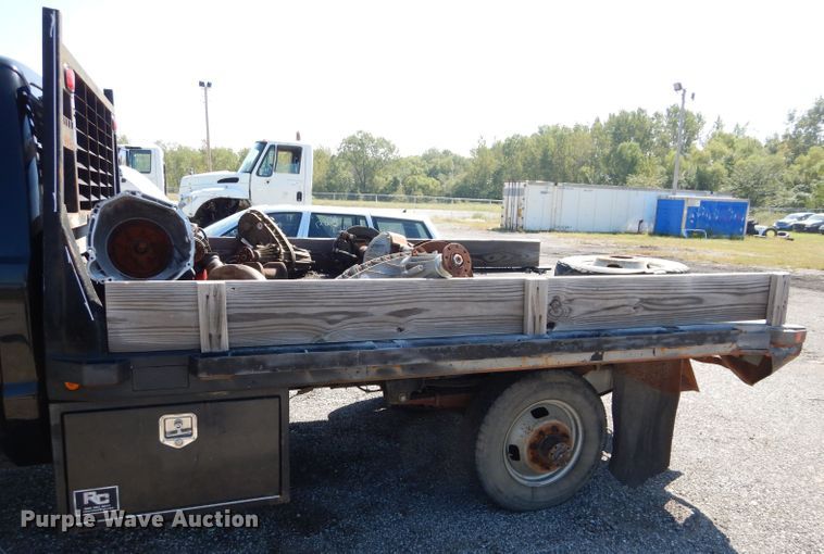 image for item DH2574 2008 Ford F350 Super Duty flatbed pickup truck