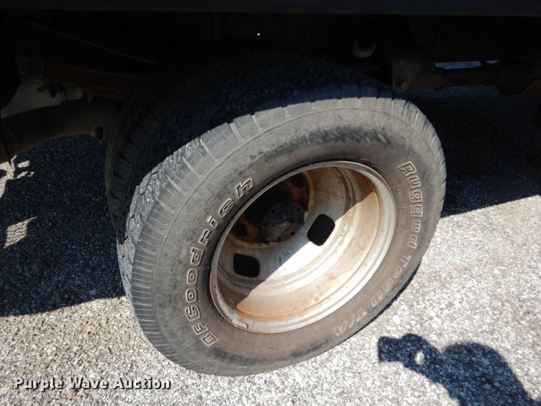 image for item DH2574 2008 Ford F350 Super Duty flatbed pickup truck