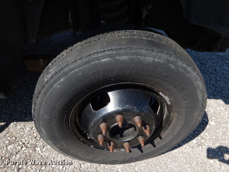 image for item DH2574 2008 Ford F350 Super Duty flatbed pickup truck