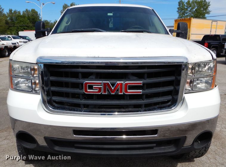 image for item DH2578 2007 GMC Sierra 2500HD Ext. Cab pickup truck