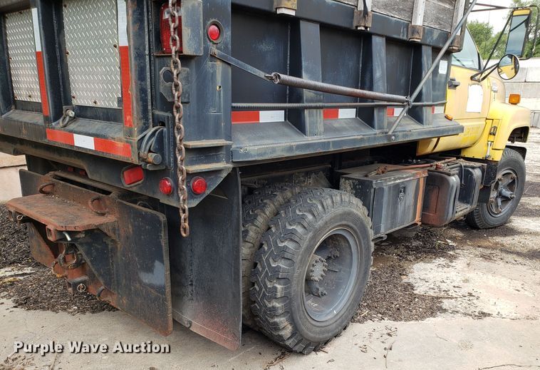 image for item DH2749 1991 Chevrolet Kodiak dump truck