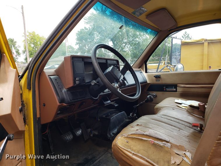 image for item DH2749 1991 Chevrolet Kodiak dump truck