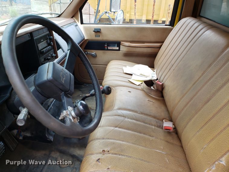 image for item DH2749 1991 Chevrolet Kodiak dump truck