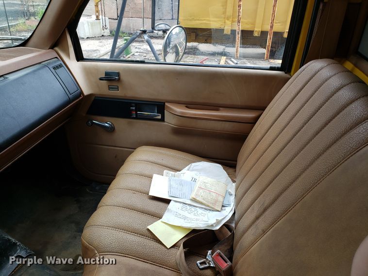 image for item DH2749 1991 Chevrolet Kodiak dump truck