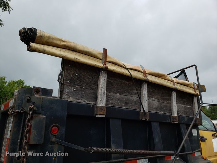 image for item DH2749 1991 Chevrolet Kodiak dump truck