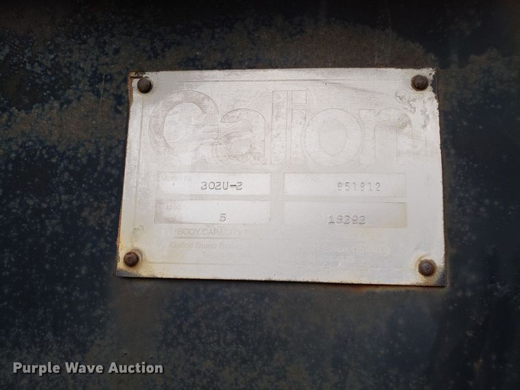 image for item DH2749 1991 Chevrolet Kodiak dump truck