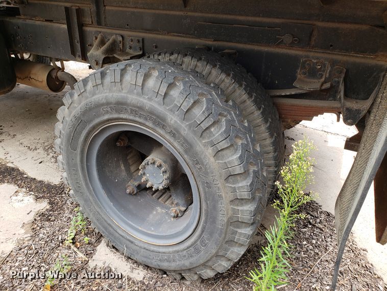 image for item DH2749 1991 Chevrolet Kodiak dump truck