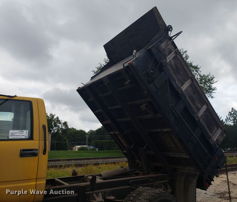 image for item DH2749 1991 Chevrolet Kodiak dump truck