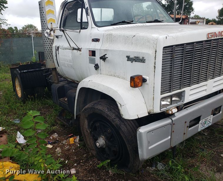 image for item DH2753 1989 GMC TopKick C7000 semi truck