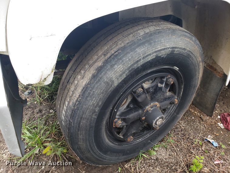 image for item DH2753 1989 GMC TopKick C7000 semi truck