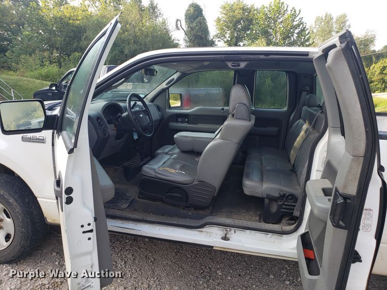 image for item DH2850 2005 Ford F150 SuperCab pickup truck