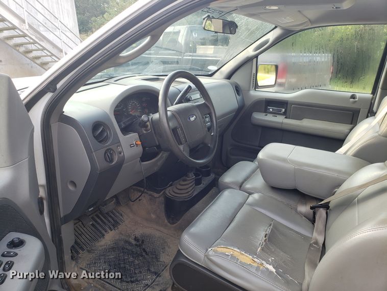 image for item DH2850 2005 Ford F150 SuperCab pickup truck