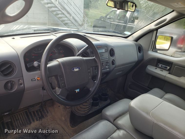 image for item DH2850 2005 Ford F150 SuperCab pickup truck