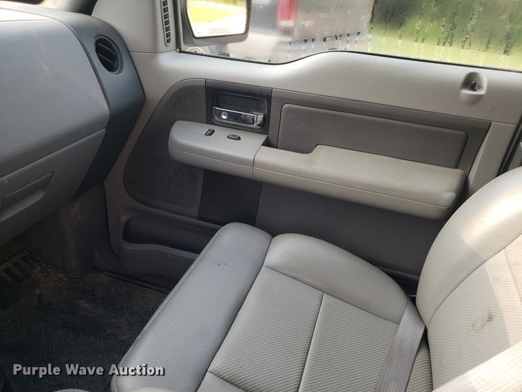 image for item DH2850 2005 Ford F150 SuperCab pickup truck