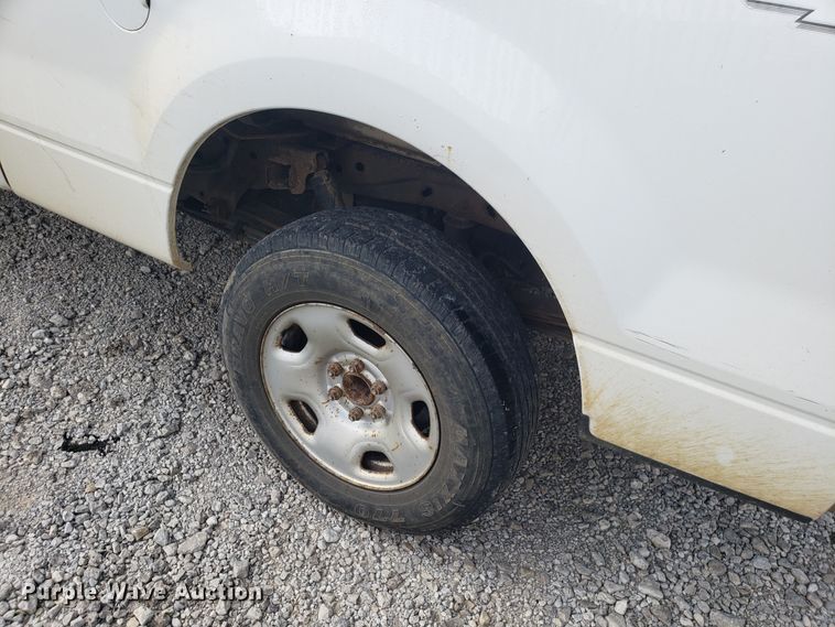 image for item DH2850 2005 Ford F150 SuperCab pickup truck