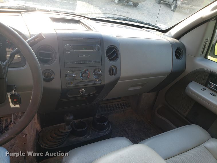 image for item DH2851 2007 Ford F150 SuperCab pickup truck