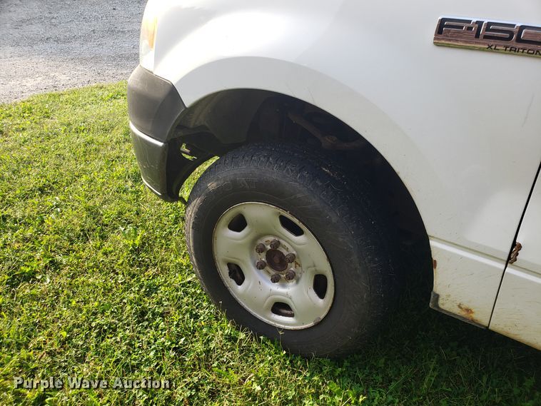 image for item DH2851 2007 Ford F150 SuperCab pickup truck