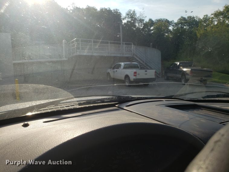 image for item DH2851 2007 Ford F150 SuperCab pickup truck