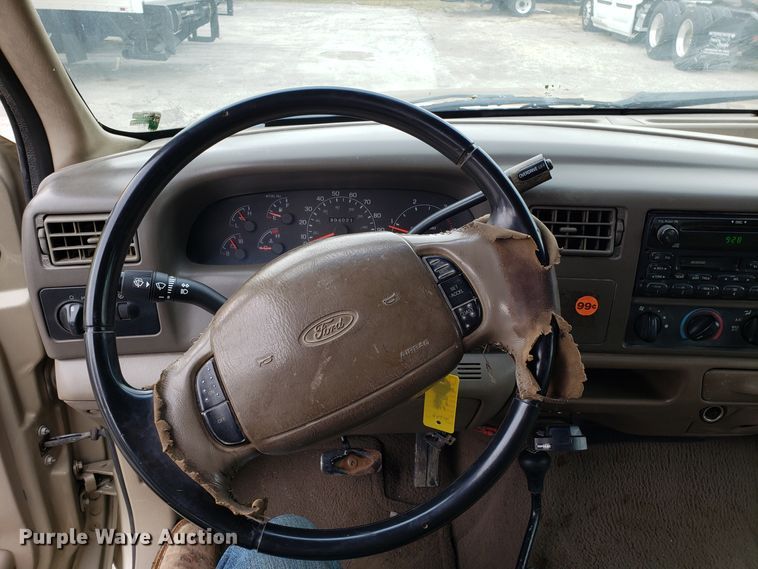 image for item DH2854 2001 Ford F250 Super Duty SuperCab pickup truck