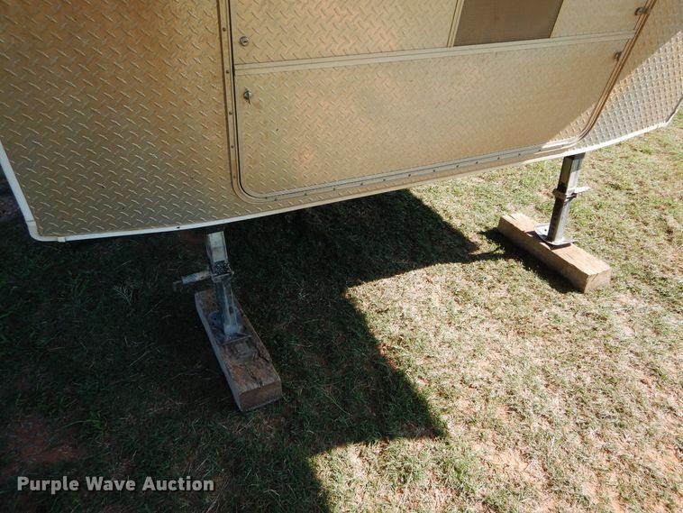 image for item DH3562 2006 Carriage Carri-Lite camper