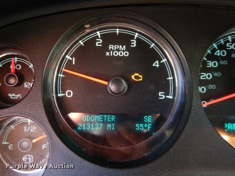 image for item DH3564 2011 Chevrolet Silverado 2500HD Crew Cab pickup truck