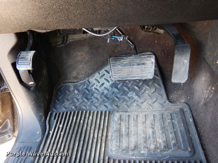 image for item DH3564 2011 Chevrolet Silverado 2500HD Crew Cab pickup truck