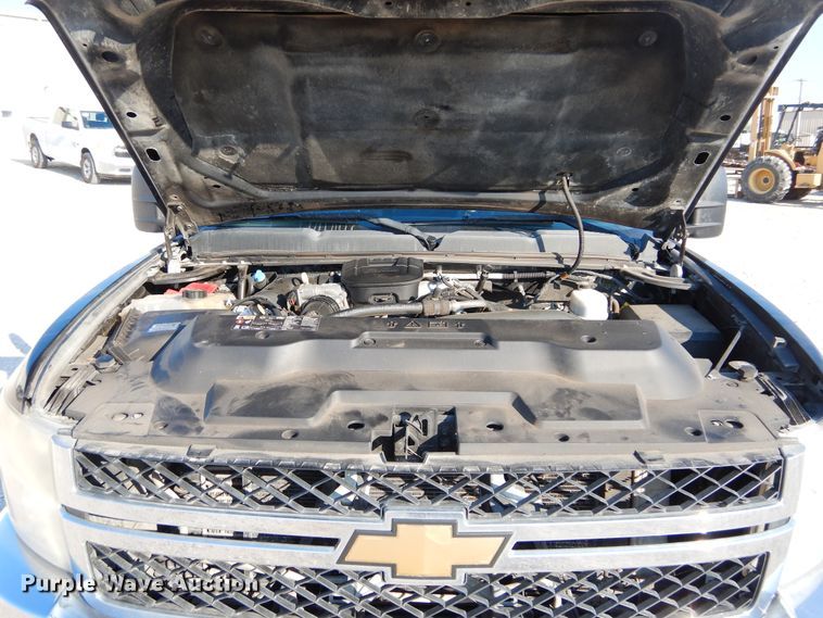 image for item DH3564 2011 Chevrolet Silverado 2500HD Crew Cab pickup truck