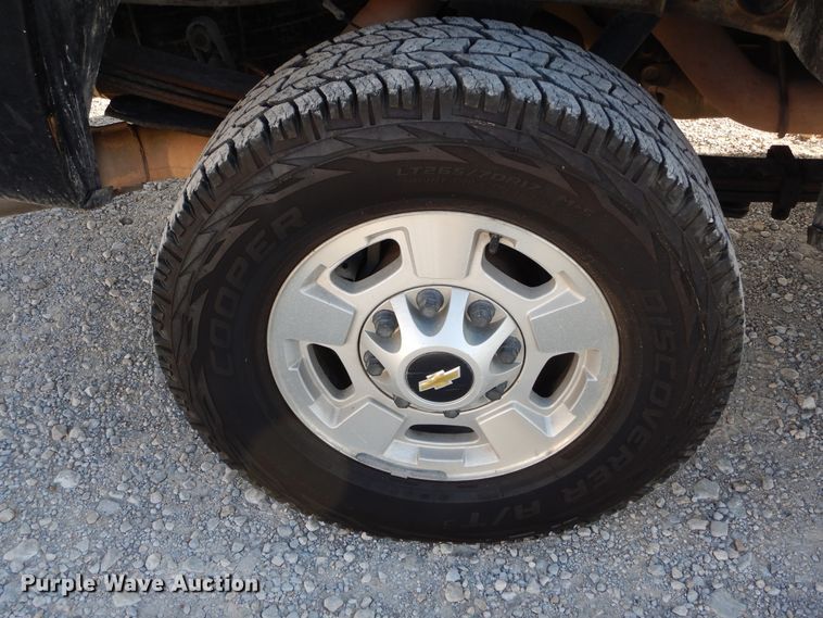 image for item DH3564 2011 Chevrolet Silverado 2500HD Crew Cab pickup truck