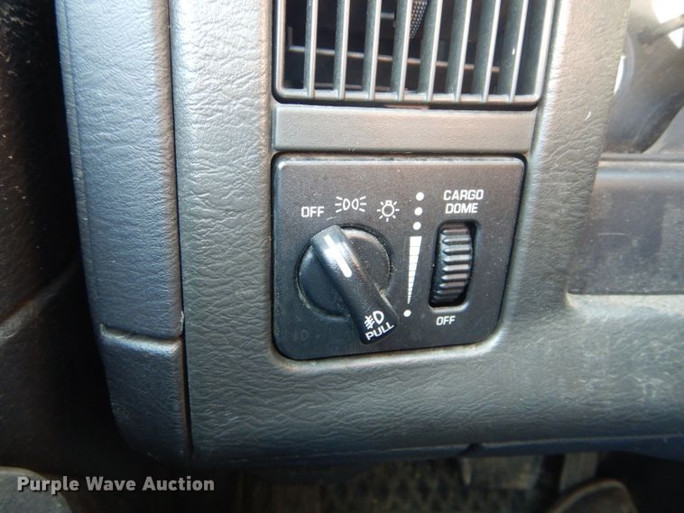 image for item DH6129 2005 Dodge Ram 2500 Quad Cab utility bed pickup truck