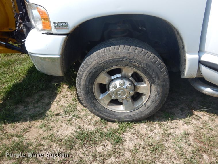 image for item DH6129 2005 Dodge Ram 2500 Quad Cab utility bed pickup truck