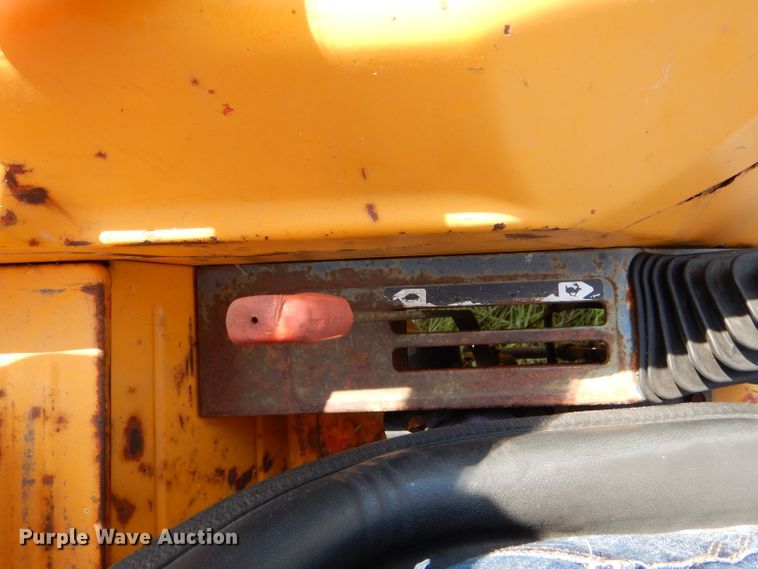 image for item DH6132 Kubota L3300 MFWD tractor