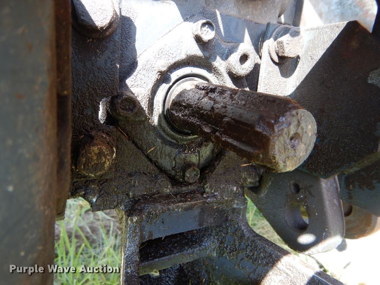 image for item DH6132 Kubota L3300 MFWD tractor