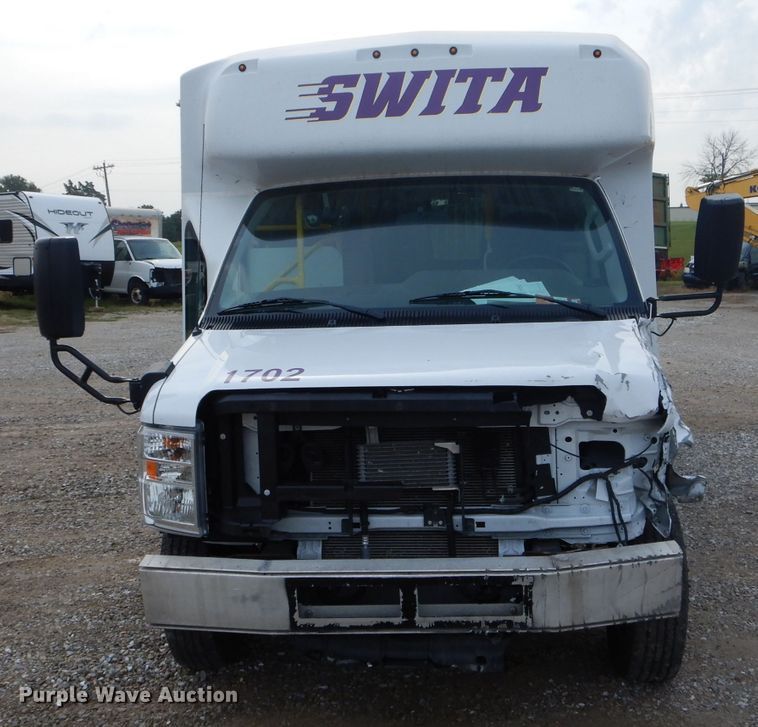 image for item DH6143 2017 Ford Econoline E450 shuttle bus