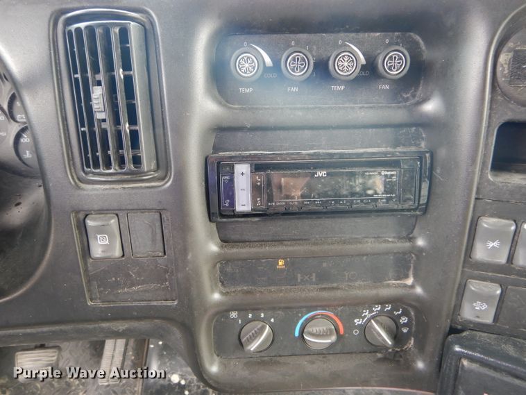 image for item DH6144 2009 Chevrolet C5500 shuttle bus