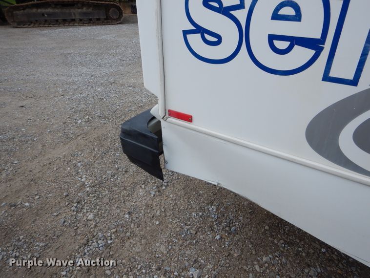 image for item DH6144 2009 Chevrolet C5500 shuttle bus