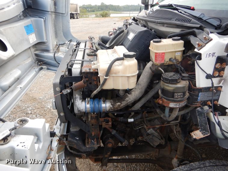 image for item DH6144 2009 Chevrolet C5500 shuttle bus